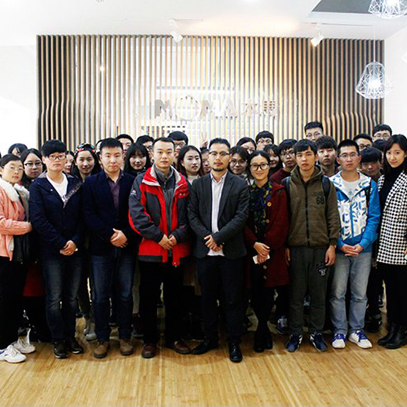 跨越千里的設(shè)計(jì)之約---木馬設(shè)計(jì)與西京學(xué)院工業(yè)設(shè)計(jì)系12屆莘莘學(xué)子共探創(chuàng)意未來(lái)