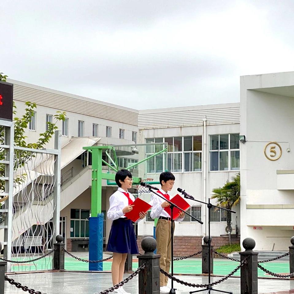 將設(shè)計(jì)思維引入基礎(chǔ)教育，木馬設(shè)計(jì)走進(jìn)長(zhǎng)征中學(xué)！